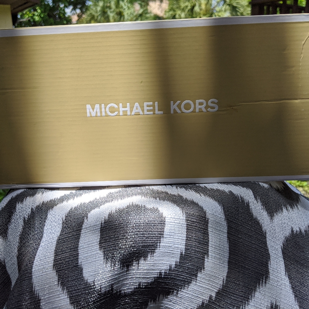 Michael Kors Lillie Mocs - Picture 8 of 8